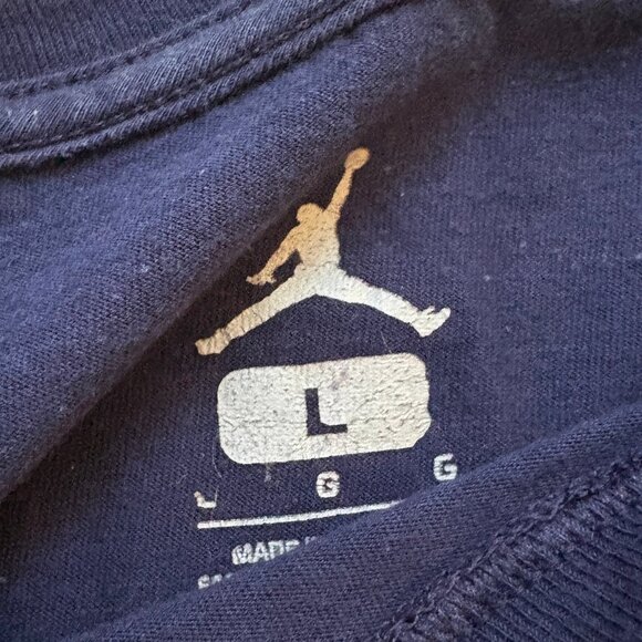 Jordan Men's Size Large Derek Jeter 2 Respect Tee Navy Blue Nike Short Sleeve - Picture 2 of 3